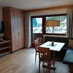 Apartament Haus Rita *